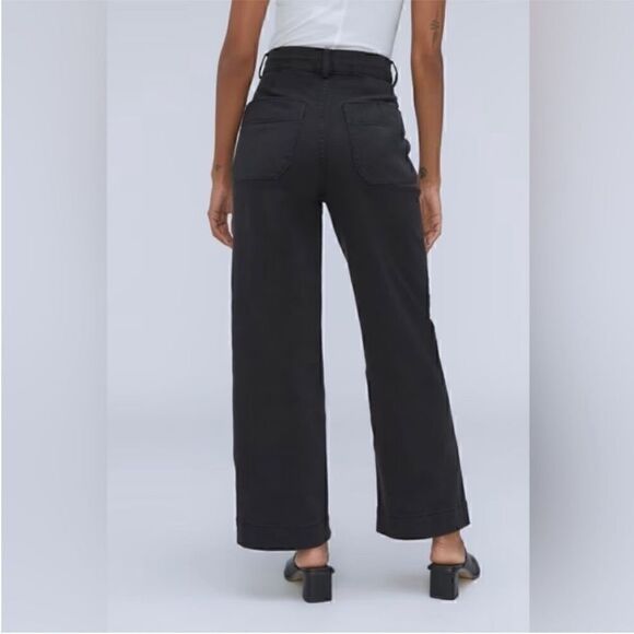 NWT Everlane The Organic Wide-Leg Pant in Black
Size 00 - Picture 2 of 12